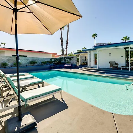 Palm Springs Home Casita And Fire Pit!